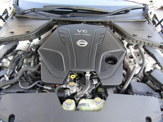 0701785A30260829W00215.jpg