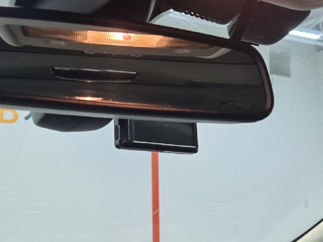 5111500796R17.jpg