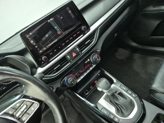 6051001597R10.jpg