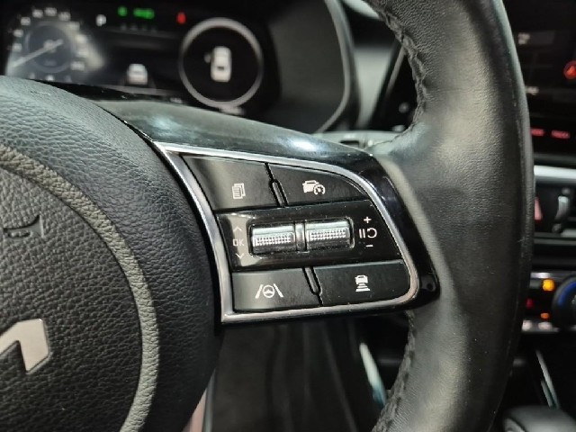 6051001597R16.jpg