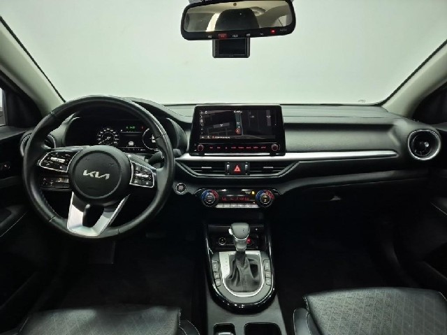 6051001597R7.jpg