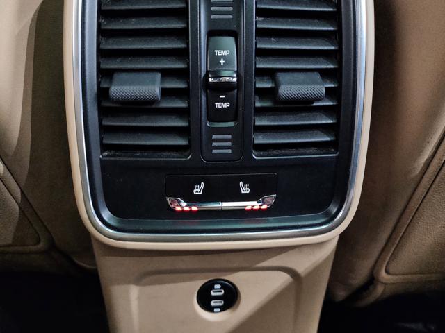 f12cf5240e9220417cea2b1e28561a20.jpeg