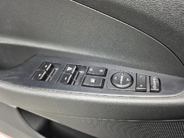 5121000983R18.jpg