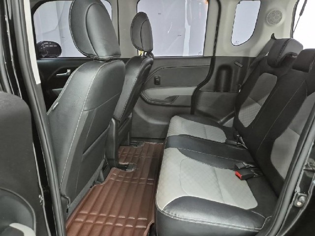 6051002194R12.jpg