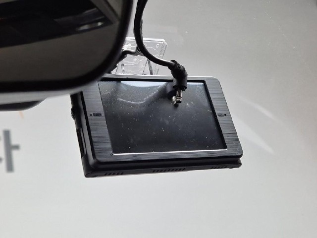 5121000965R8.jpg