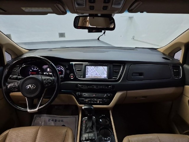 6051501725R7.jpg