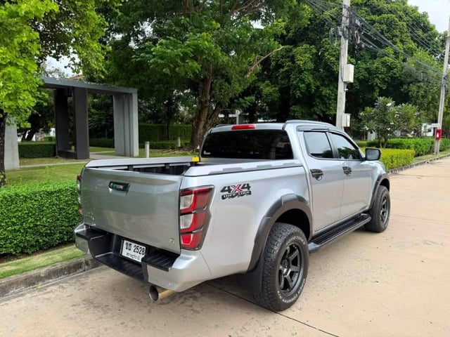6240ecca5c99000fc3677c84bd13fad9.jpeg