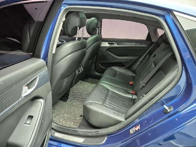 6011000106R12.jpg