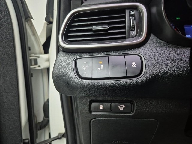 6051001423R17.jpg