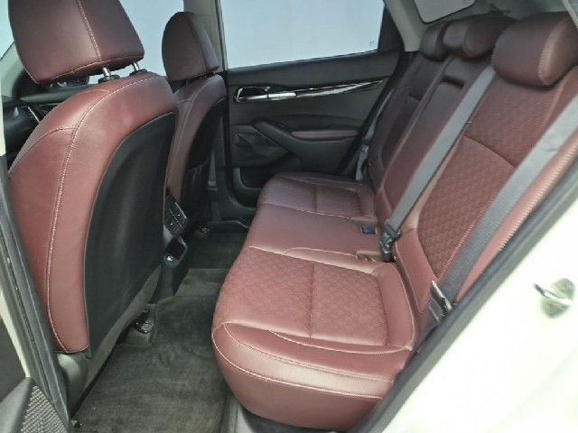 6051501894R12.jpg