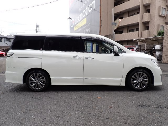 135182fc72ec2e0fdb57ea5131945ada.jpg