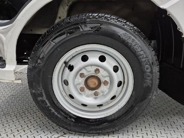 6051001826R17.jpg