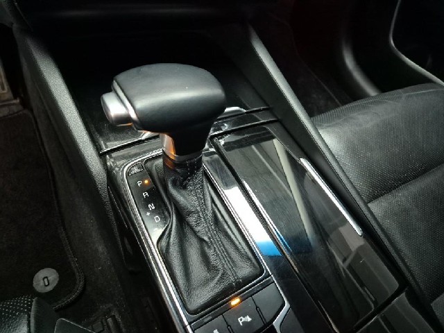 6011001070R8.jpg
