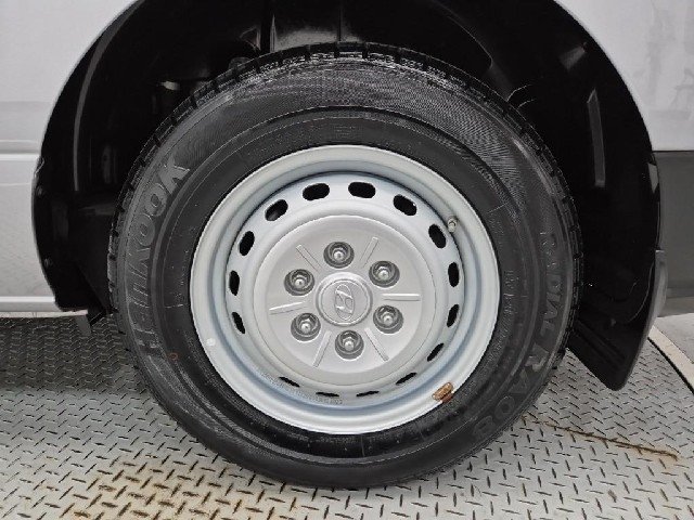 6061002844R19.jpg