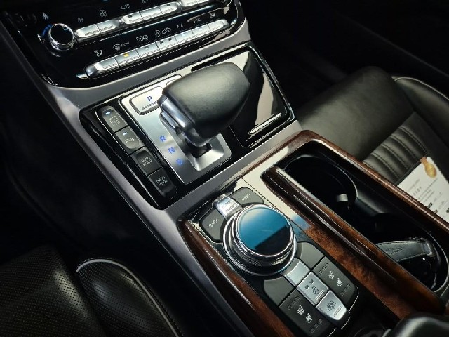 6011500506R8.jpg
