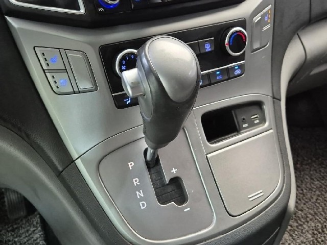 6031000156R8.jpg