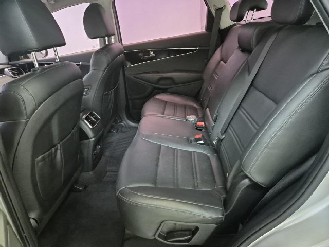 6011001674R12.jpg
