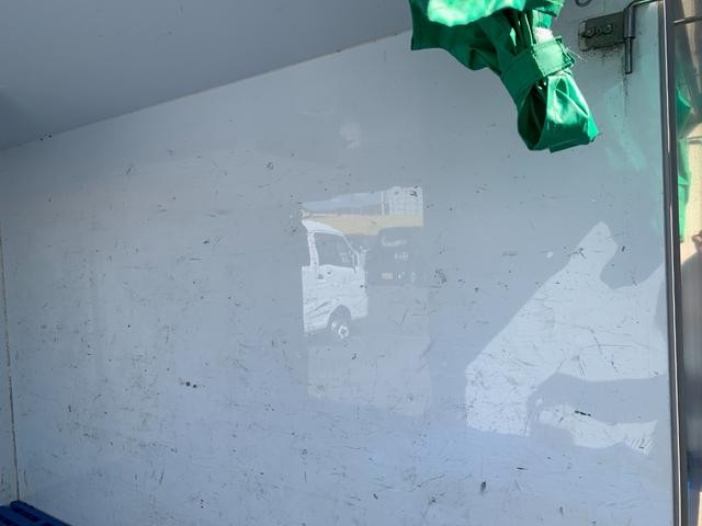1300247A30261015W00110.jpg