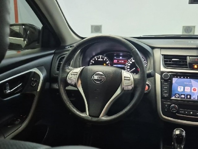 6061502199R9.jpg