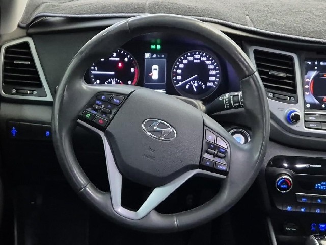 6071502077R9.jpg