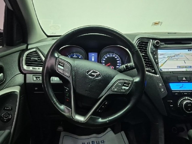 6041000233R9.jpg