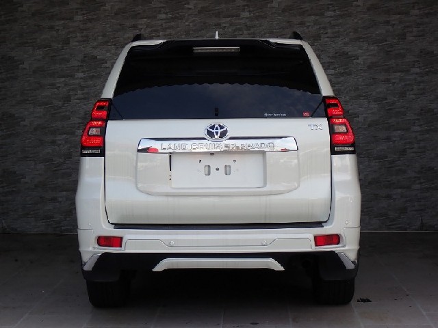 6914aff6f7443516570ea6fb7154475a.jpeg