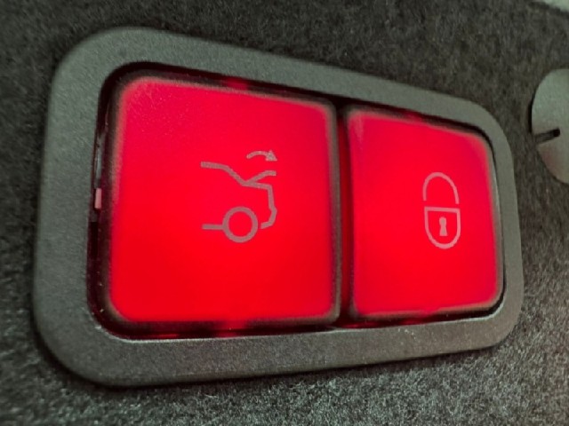 9a4962be223f8383e6690a10f87f3834.jpeg