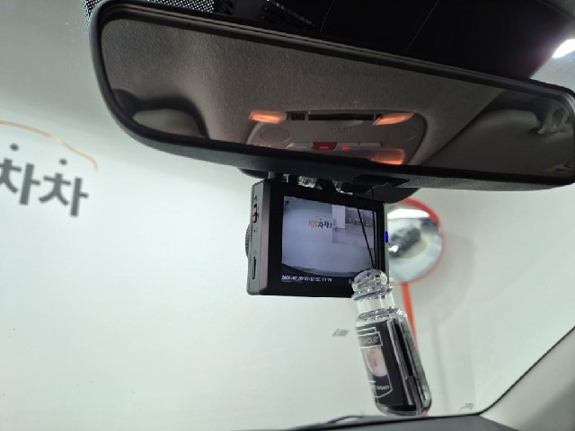 6071000692R16.jpg