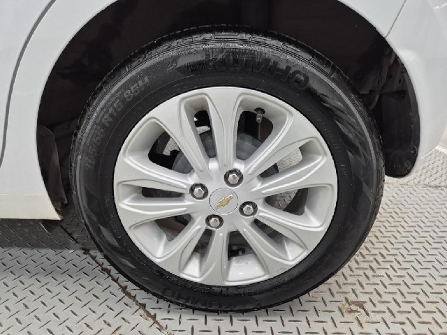 6061000668R20.jpg