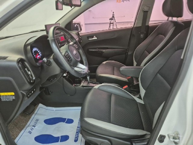 6061500975R11.jpg