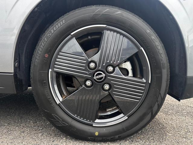 5ee5b859edc94e905bd8f43125de8772.jpg