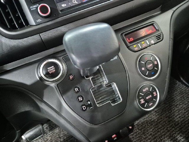 6071002085R8.jpg