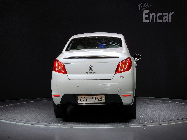 070ea8b3dd4b5708016c13c642ddb9d9.jpeg