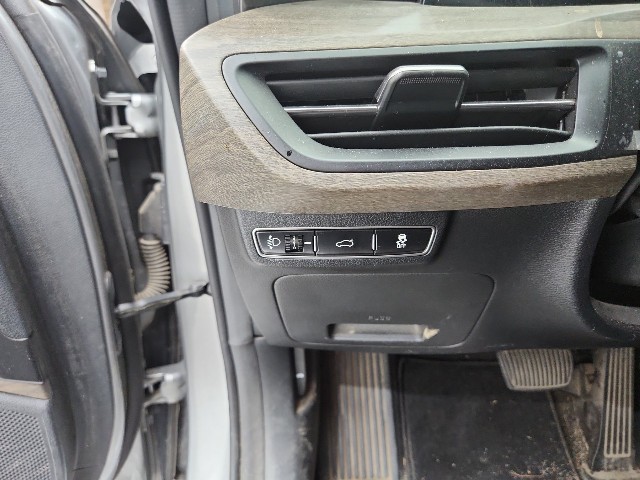 lotterental_153900737_RxC0I_10.jpg