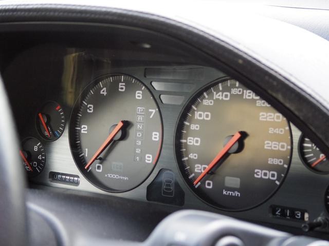 9200450A30260711W00405.jpg