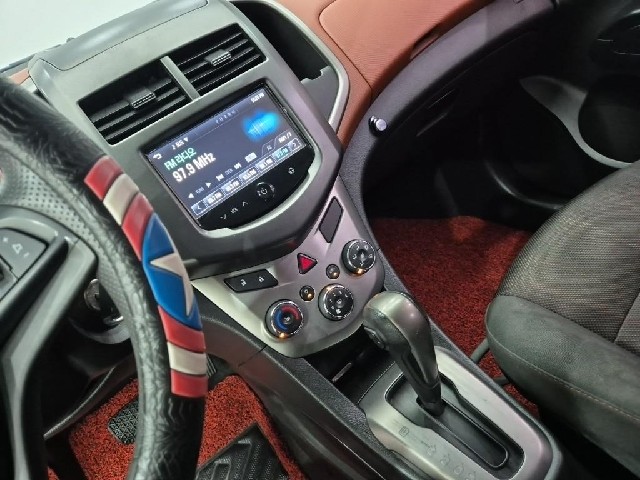 6071000648R10.jpg