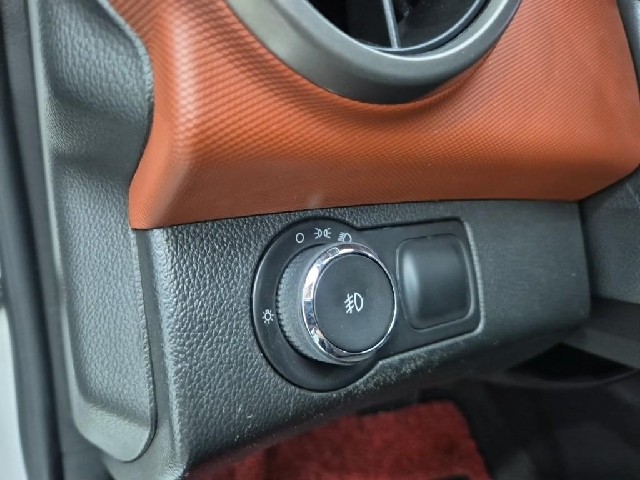 6071000648R18.jpg