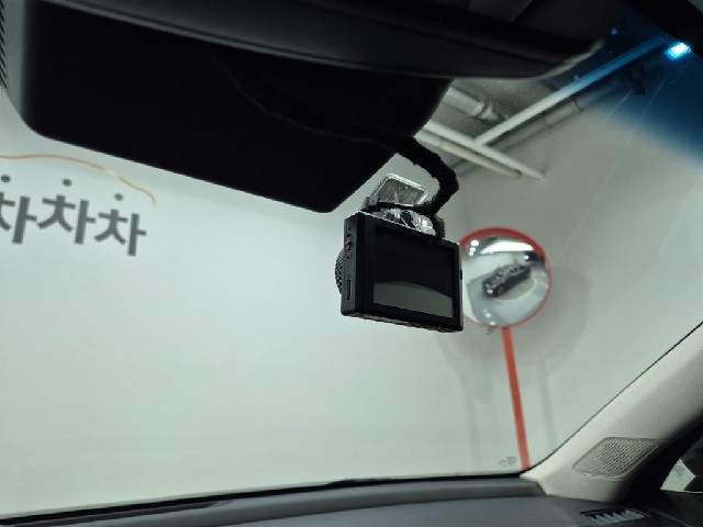 6071500174R16.jpg