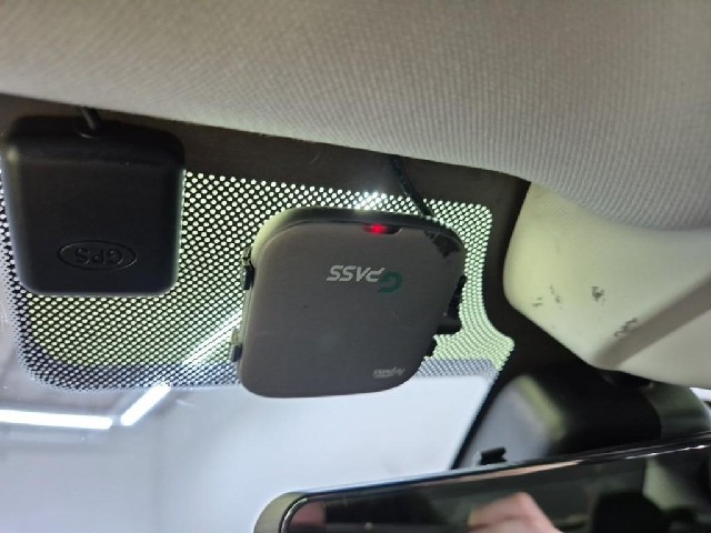 6071500576R17.jpg