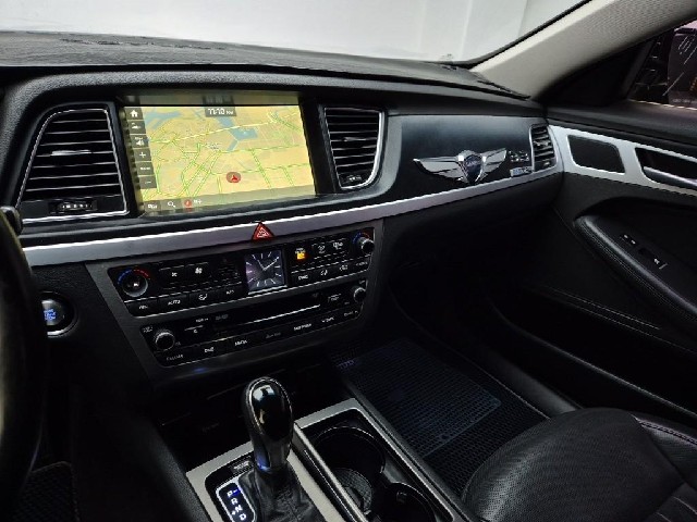6071000727R10.jpg
