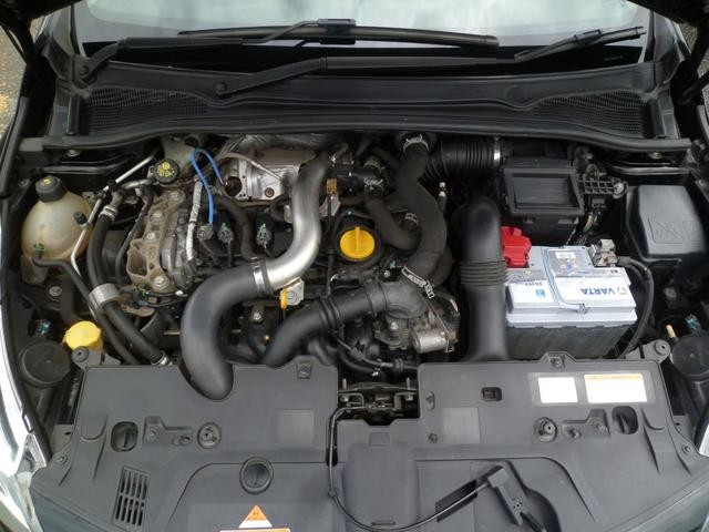 9510410A30260704W00116.jpg