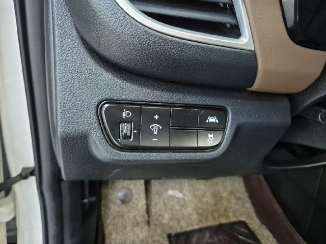 6071500636R19.jpg