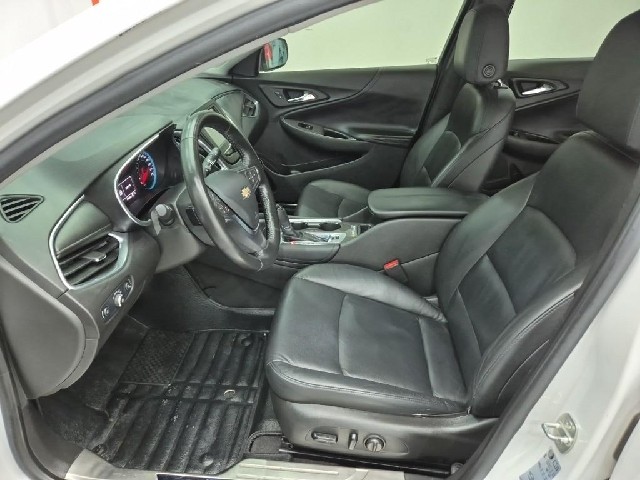 6071000526R11.jpg