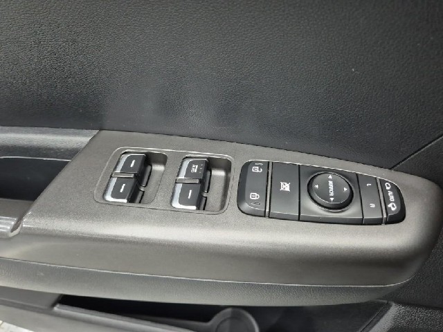 6071001944R18.jpg