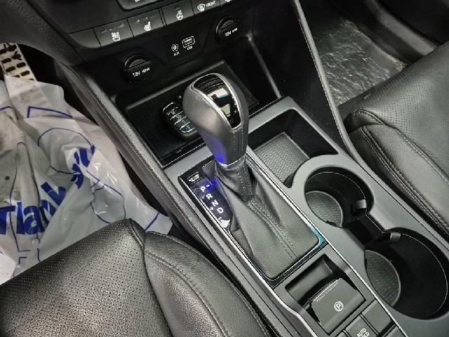 6071002757R8.jpg