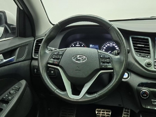 6071002757R9.jpg