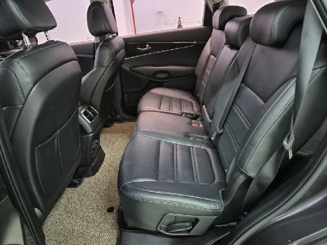 6071500374R12.jpg