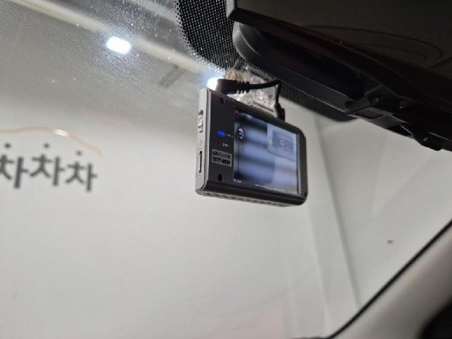 6071000946R15.jpg