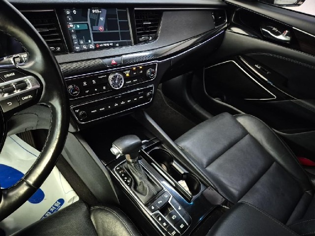 6071500875R10.jpg