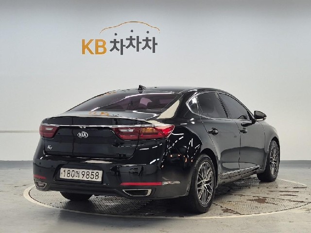 6071500875R3.jpg